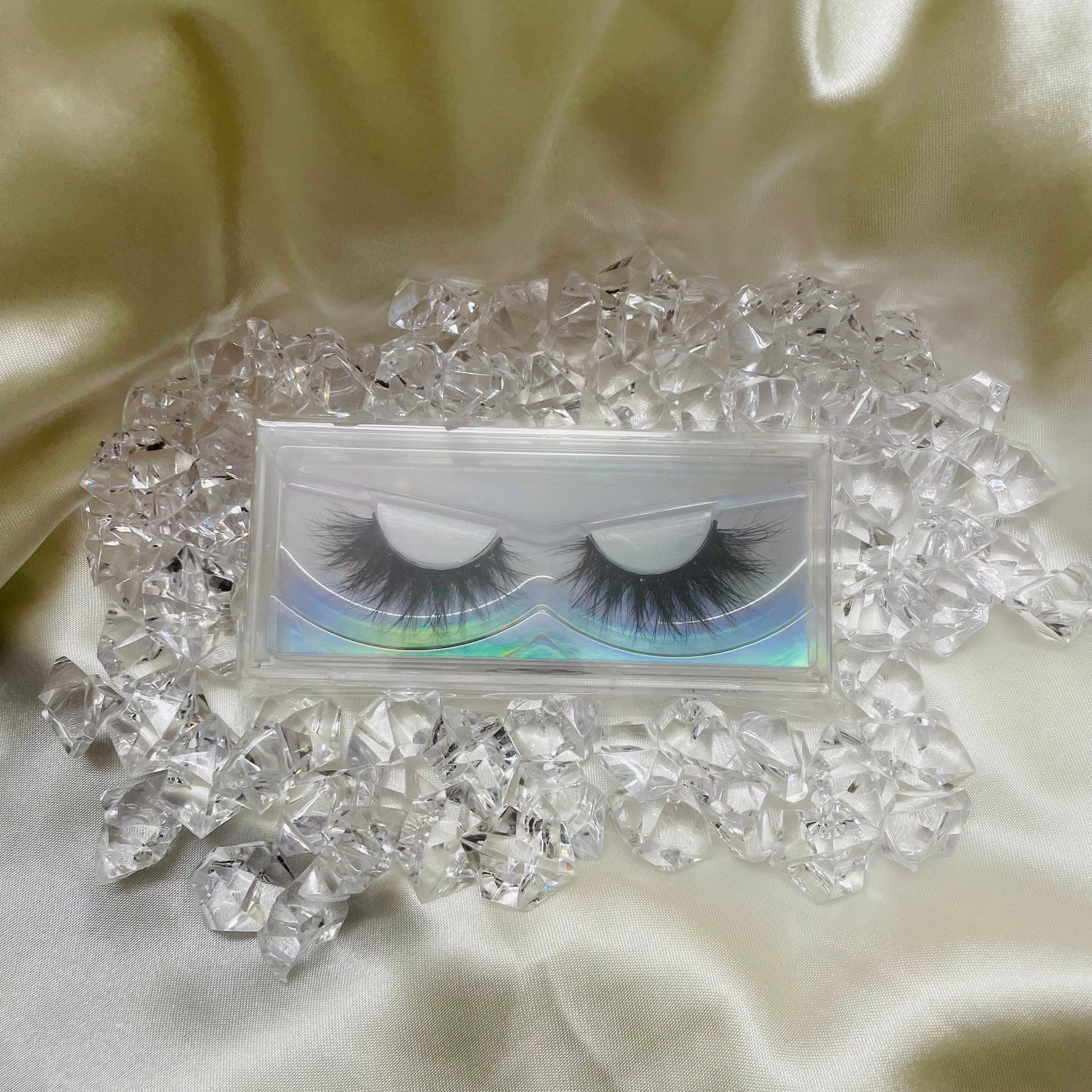 Destiny Lashes - NuriLuxe